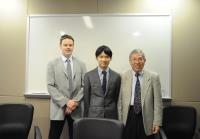 （左起）陸臻賢教授、坂田一郎教授及陳偉儀教授